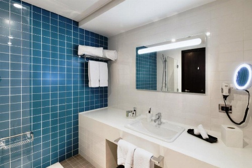 Mathema Premium Aparthotel Doha image 11